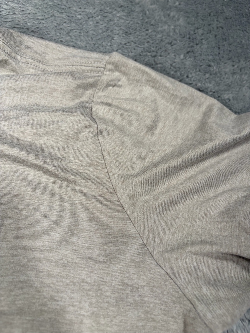 Vuori Gray Crewneck long sleeve shirt - Picture 6 of 12